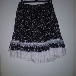 Vintage floral ruffle skirt
